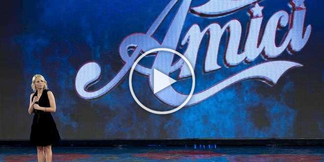 Amici 22, Maria De Filippi sostituita nel pomeridiano: la decisione Mediaset