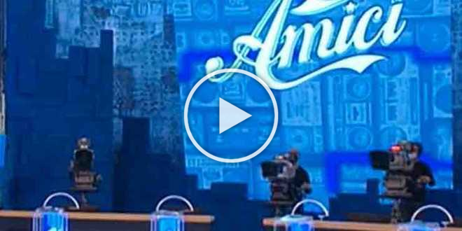 Amici 22, accanto ai professori ci saranno i “motivatori”: chi sono e cosa faranno