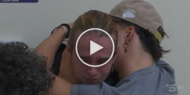 Amici 22, Niveo e Rita sotto accusa: Aaron scoppia a piangere