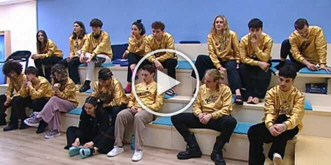 Amici 22, presentate le tre squadre del Serale: quale sarà il meccanismo di eliminazione
