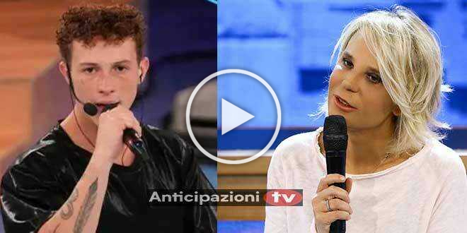 Amici 23, Wax ritorna e riemerge il caso noce moscata: il gesto che stupisce