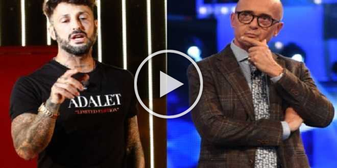 GF Vip 6, Fabrizio Corona guida Alfonso Signorini? I concorrenti lanciano lo scoop