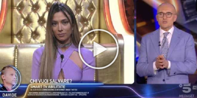 GF Vip 6, il curioso rapporto tra Signorini e Soleil: patti segreti e raccomandazioni?