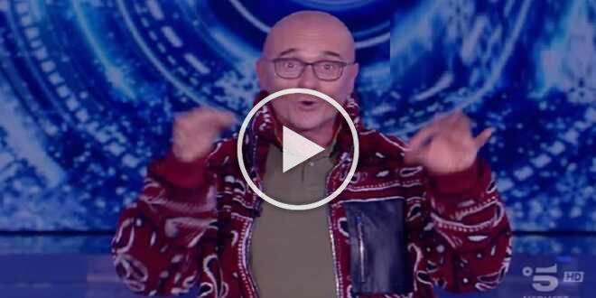 GF Vip 7, Signorini va su tutte le furie: un vippone si sarebbe già ritirato