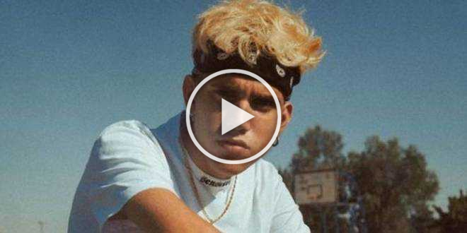 Aka7even ha una nuova fidanzata? Lei è un’ex concorrente di un famoso reality