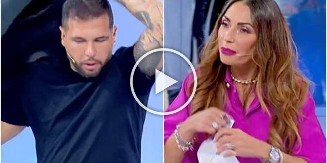 Uomini e Donne, Alessandro Vicinanza avvistato con un’altra donna: la reazione di Ida Platano
