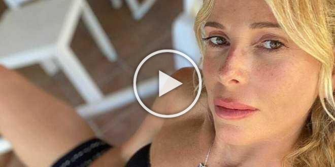 Alessia Marcuzzi dice addio a Mediaset: “Non riesco ad immaginarmi nei programmi che mi propongono”