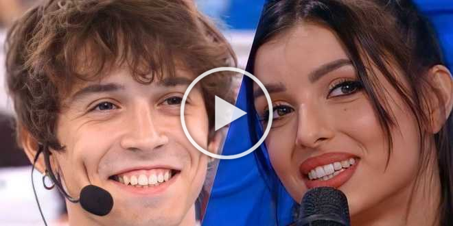 Amici 21, Alex Rina e Cosmary Fasanelli sono fidanzati? Il gesto del cantante