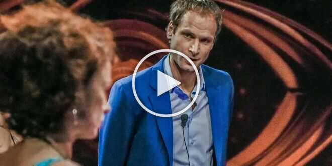Grande Fratello Vip 2023, Alex Schwazer sbugiardato da Signorini: la reazione di Beatrice Luzzi