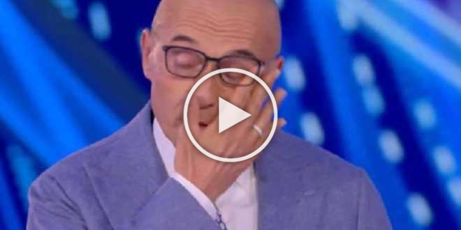 Alfonso Signorini deluso dal GF Vip: “Zero contatti con i vip, tante scorrettezze”