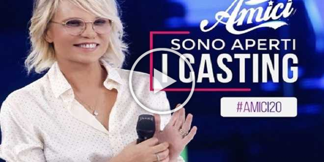 Amici 2020, ai casting anche le star di TikTok: scoppia la rivolta social