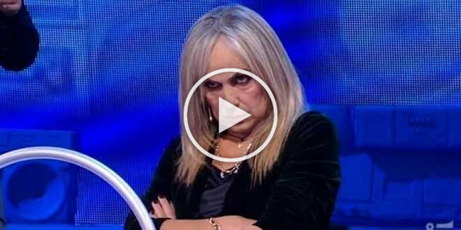 Amici 21, Alessandra Celentano scatenata: ” Fate le valigie e andatevene”