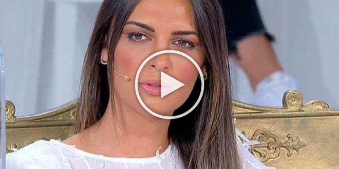 Uomini e Donne, Andrea Nicole passa la notte con un corteggiatore e lo sceglie