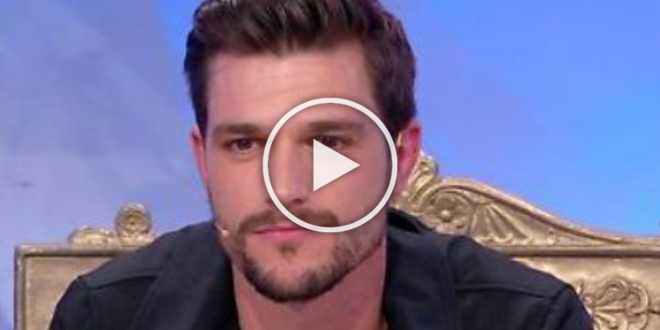 GF Vip, giallo su Andrea Zelletta: “comodino” diventa la “professione” su Wikipedia