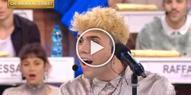 Amici 21 anticipazioni, Aka7even possibile ospite dell’ottava puntata: il motivo