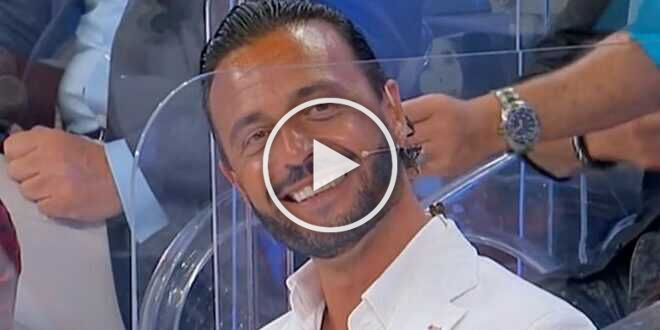 Uomini e Donne, Armando Incarnato fa un gesto di beneficienza che però scatena le polemiche