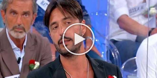 Uomini e Donne gossip, Armando Incarnato fa infuriare le donne: “Vergognoso!”