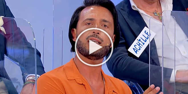 Uomini e Donne, Armando viene smascherato: lo studio contro di lui, la reazione di Maria