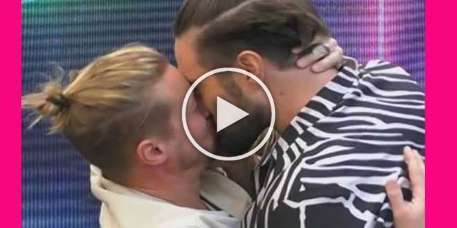 GF Vip, scatta il bacio tra Alex Belli e Davide Silvestri