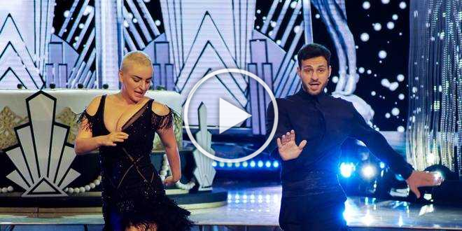 Ballando con Le Stelle, Arisa si consola con Andrea Iannone: hanno preso dei due di picche?