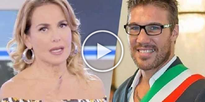 Barbara d’Urso accusata da un consigliere comunale: “Ha contribuito all’epidemia”