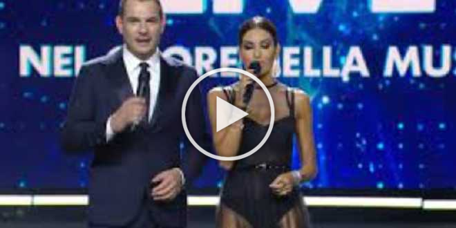 Battiti Live, un cantante si getta sulla folla: tre spettatori finiscono in ospedale