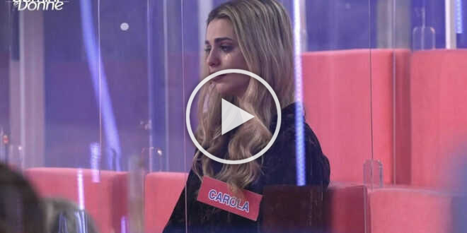 Uomini e Donne 16 febbraio 2023: bufera su Carola, anche la De Filippi contro di lei