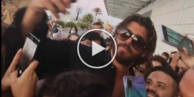 Can Yaman fa ritormo a Palermo, fan in delirio davanti all’albergo: scatta la polemica