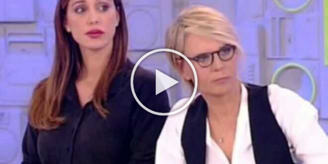 Capodanno 2022, ecco come lo trascorreranno Maria De Filippi, Belen e altri Vip