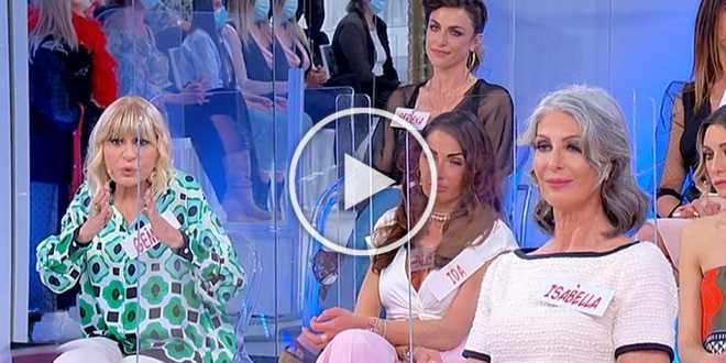 Chiusura anticipata per Uomini e Donne: i motivi e le proteste dei fan