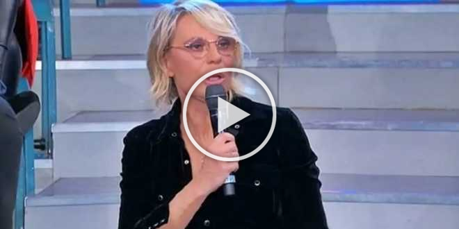 Uomini e Donne, colpo di scena in studio: una dama scappa via all’improvviso