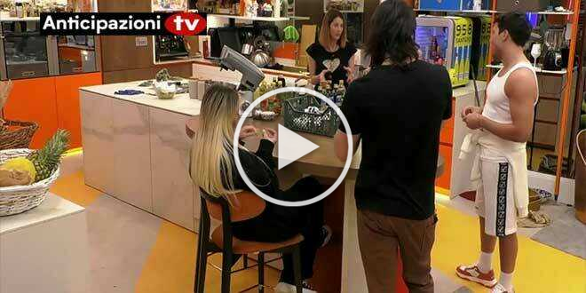 GF VIP, il comportamento di Martina Nasoni continua a creare polemiche