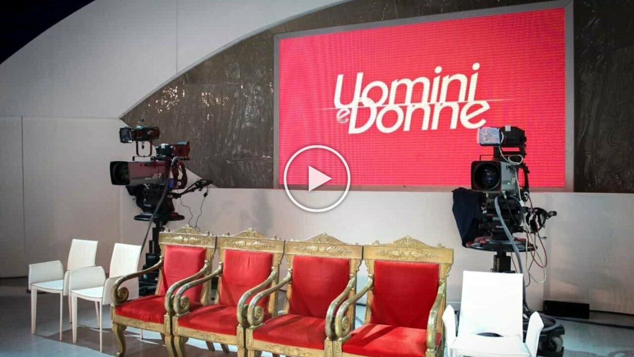 Uomini e Donne, una nota coppia del trono classico si è detta addio
