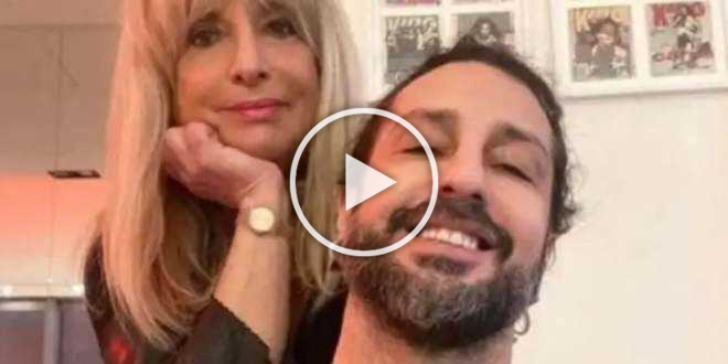 Corona si taglia nuovamente le vene, la madre; “Lo avranno sulla coscienza”