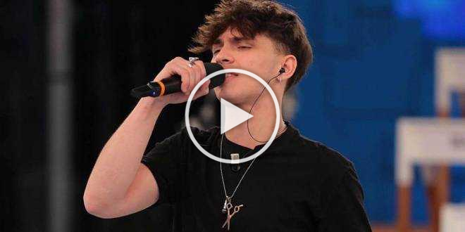 Amici, Deddy svela in che rapporti è rimasto con gli altri allievi del talent