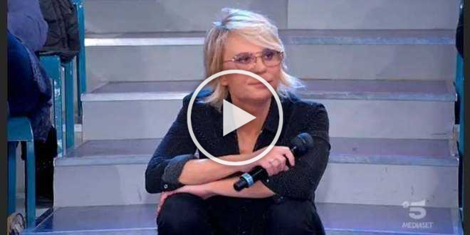 Dopo la pausa, Uomini e Donne torna in onda con un format diverso: fan arrabbiati