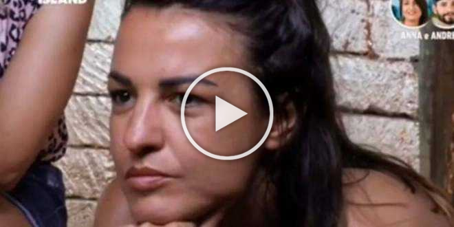 Temptation Island, è scandalo per le foto piccanti di Anna su Instagram