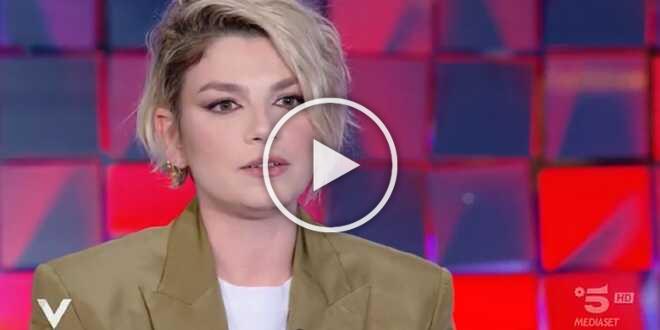 Emma Marrone rivela da quanto tempo non fa l’amore: “Devo darla”