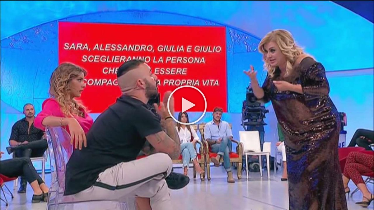 Uomini e Donne news, Er Faina pubblica le prove che smascherano Tina Cipollari