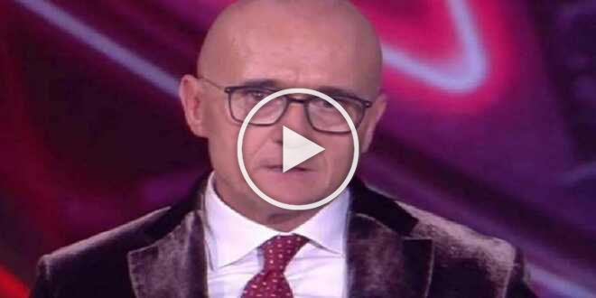 Grande Fratello, ex concorrente alle prese con la depressione: “Il telefono non suona”