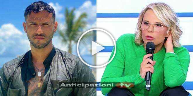 Uomini e Donne, ex corteggiatore contro il programma: “Mi aspettavo un invito in studio”