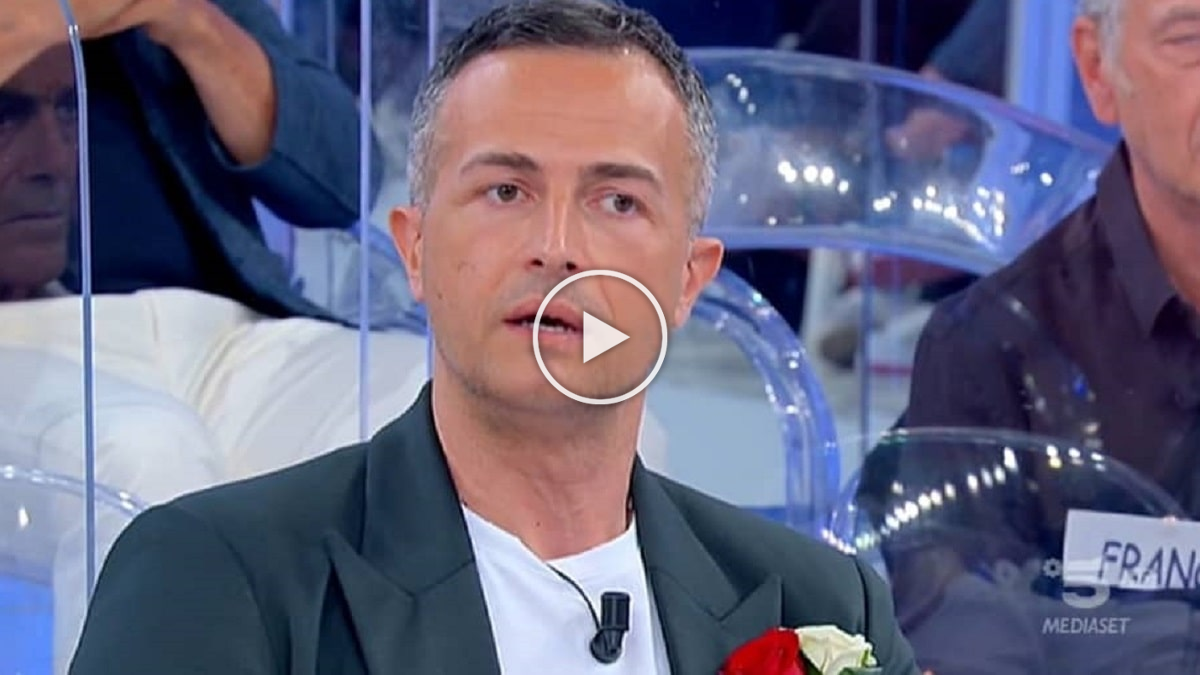 Uomini e Donne, ex dama del trono over afferma: “Sento Riccardo Guarnieri”