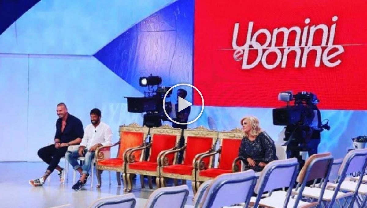 Uomini e Donne, ex tronista spende quasi 2mila euro per partorire