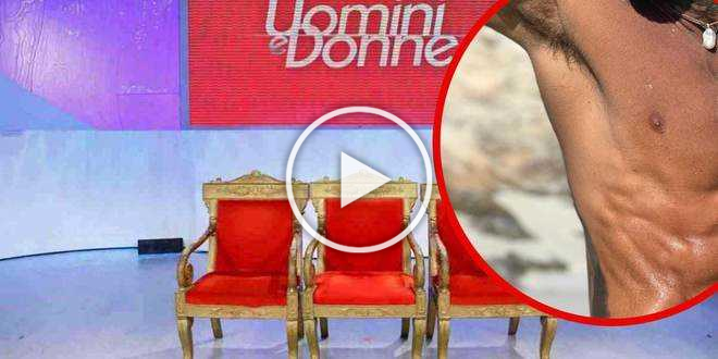 Uomini e Donne, ex tronista potrebbe diventare l’erede di Rocco Siffredi