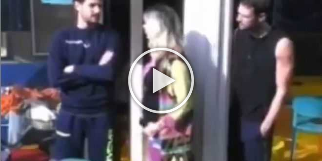 GF Vip 5, fan irrompono fuori dalla Casa: “Tele-voto truccato, fuggite!”