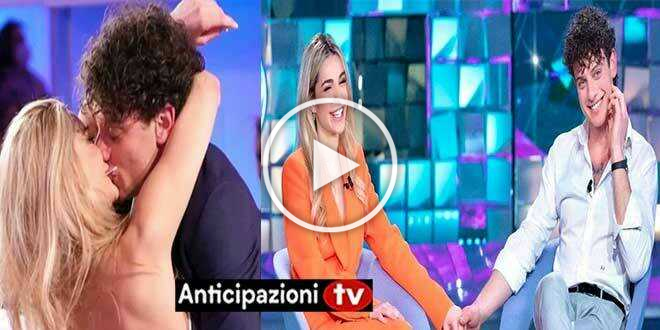 Uomini e Donne, Federico e Carola festeggiano il primo mesiversario: ecco cosa le ha regalato