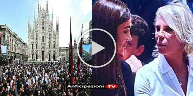 Funerali Silvio Berlusconi, Maria De Filippi si presenta vestita di bianco: il motivo