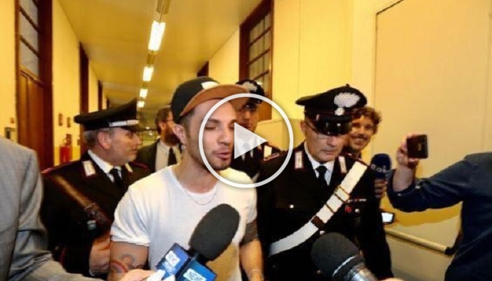 Furto alla Rinascente, Marco Carta chiede il rito abbreviato: ma non era innocente?
