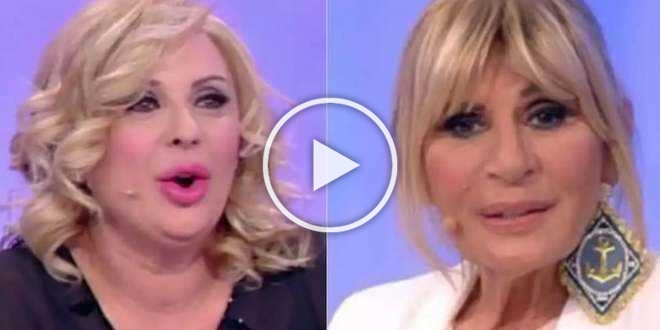Uomini e Donne, Gemma cade in studio: polemiche per la reazione di Tina