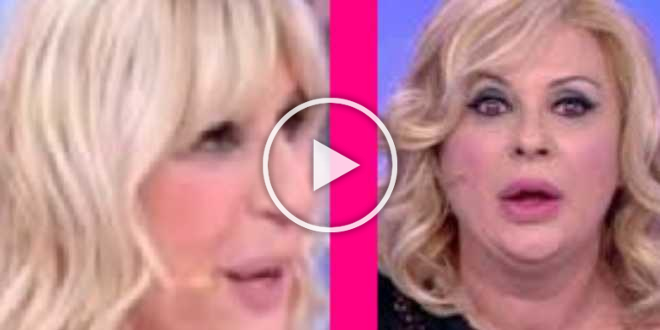 Uomini e donne, Gemma Galgani si conquista il tris di corteggiatori: Tina Cipollari l’attacca
